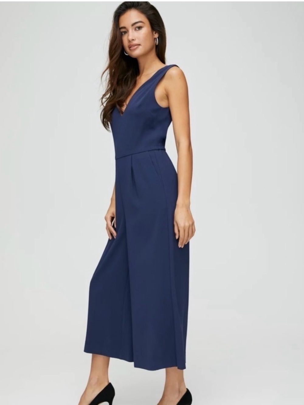 Babaton ARITIZIA Women’s Marcus Jumpsuit Navy Sleeveless V-Neck 6